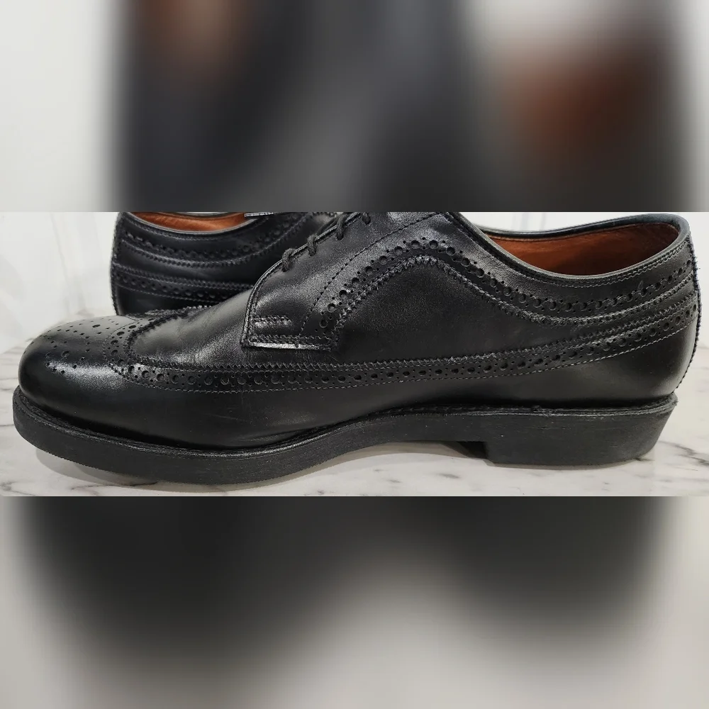 Allen Edmonds black wingtip oxford dress shoes men's size 10.5 D